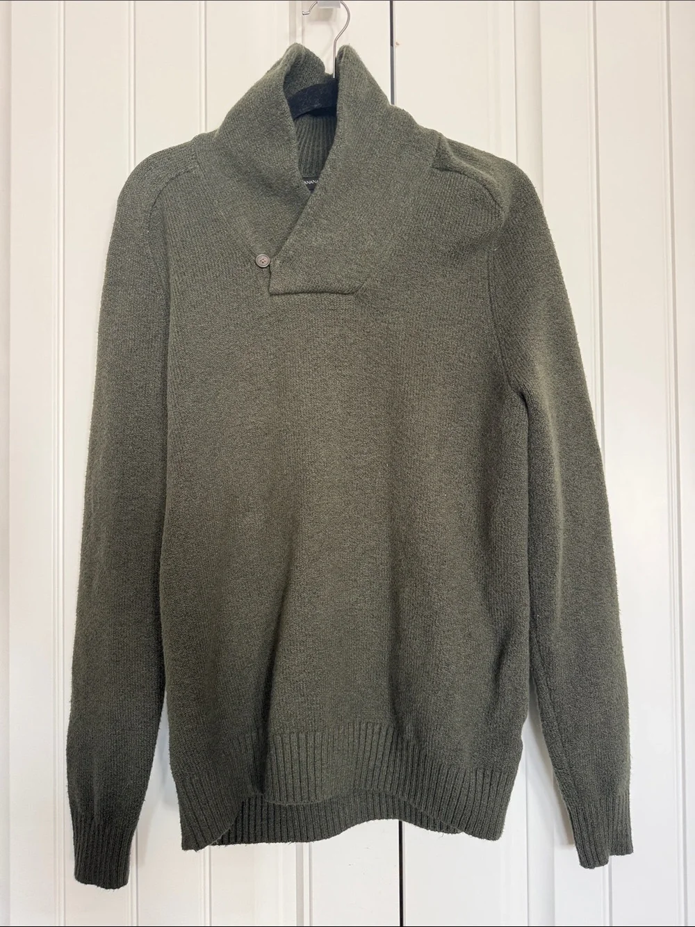 Banana Republic Olive Green Turtleneck Sweater MENS